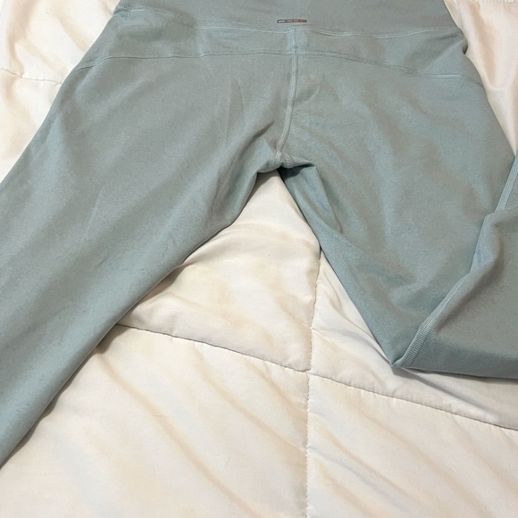 Light Teal aerie Chill. Play. Move. Size Large Leggings - Picture 8 of 8